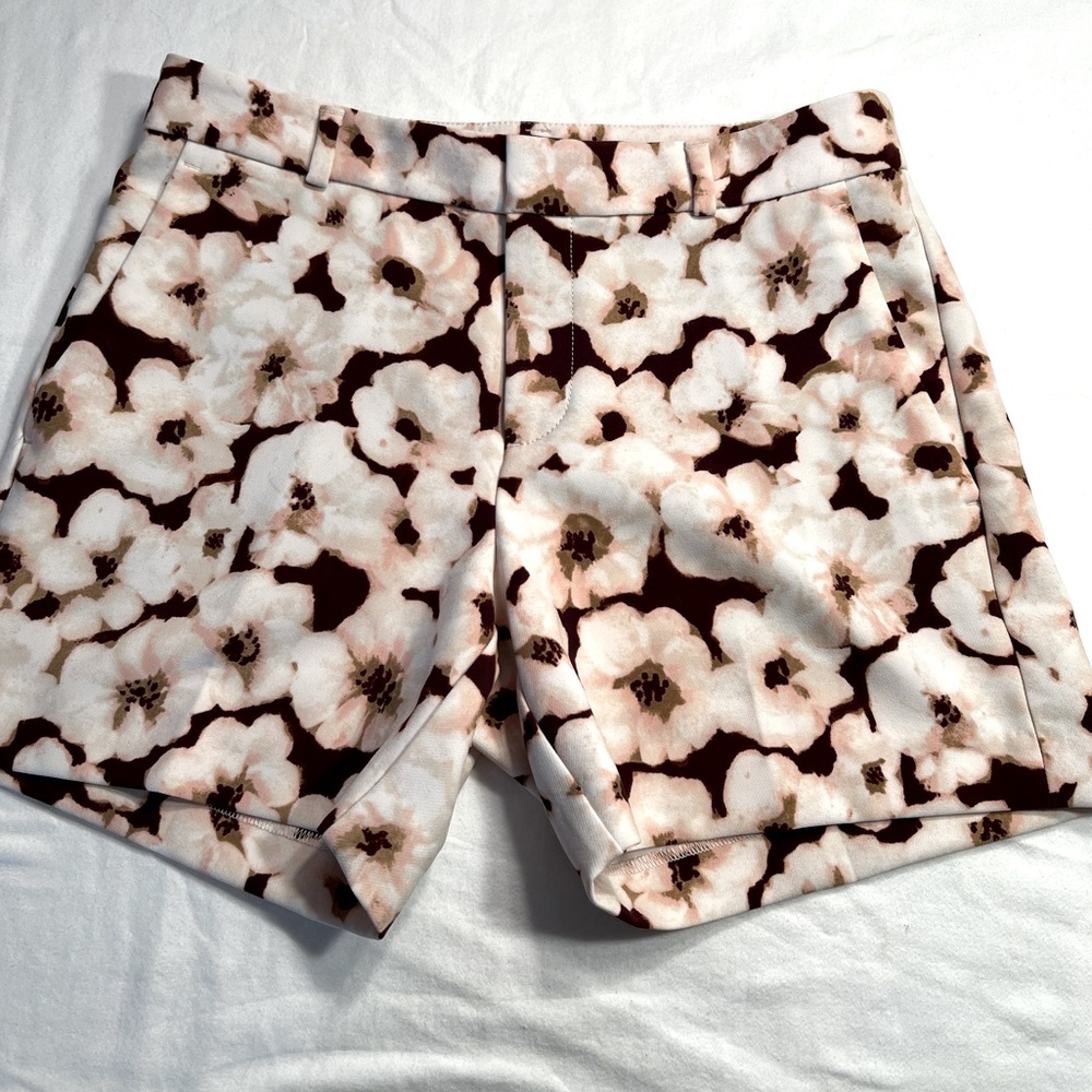 NWOT Banana Republic, 5” Shorts Sz 0